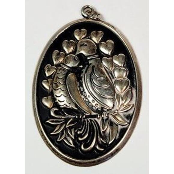 Vintage International Sterling Silver Two Turtle Doves Ornament Pendant - Picture 2 of 6